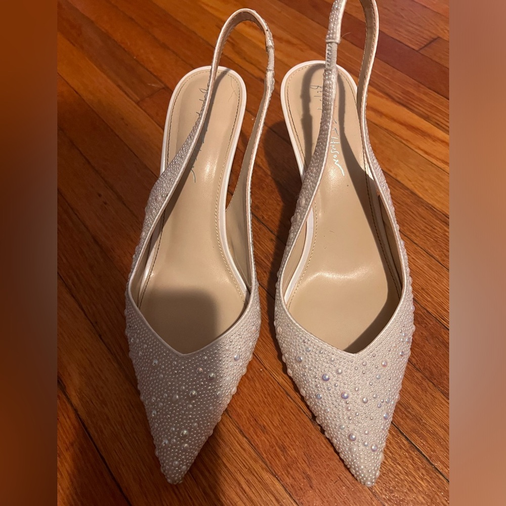 Betsy Johnson 9.5 bridal heels